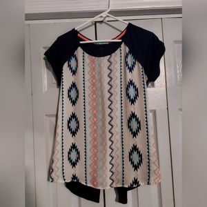 Maurices top size medium